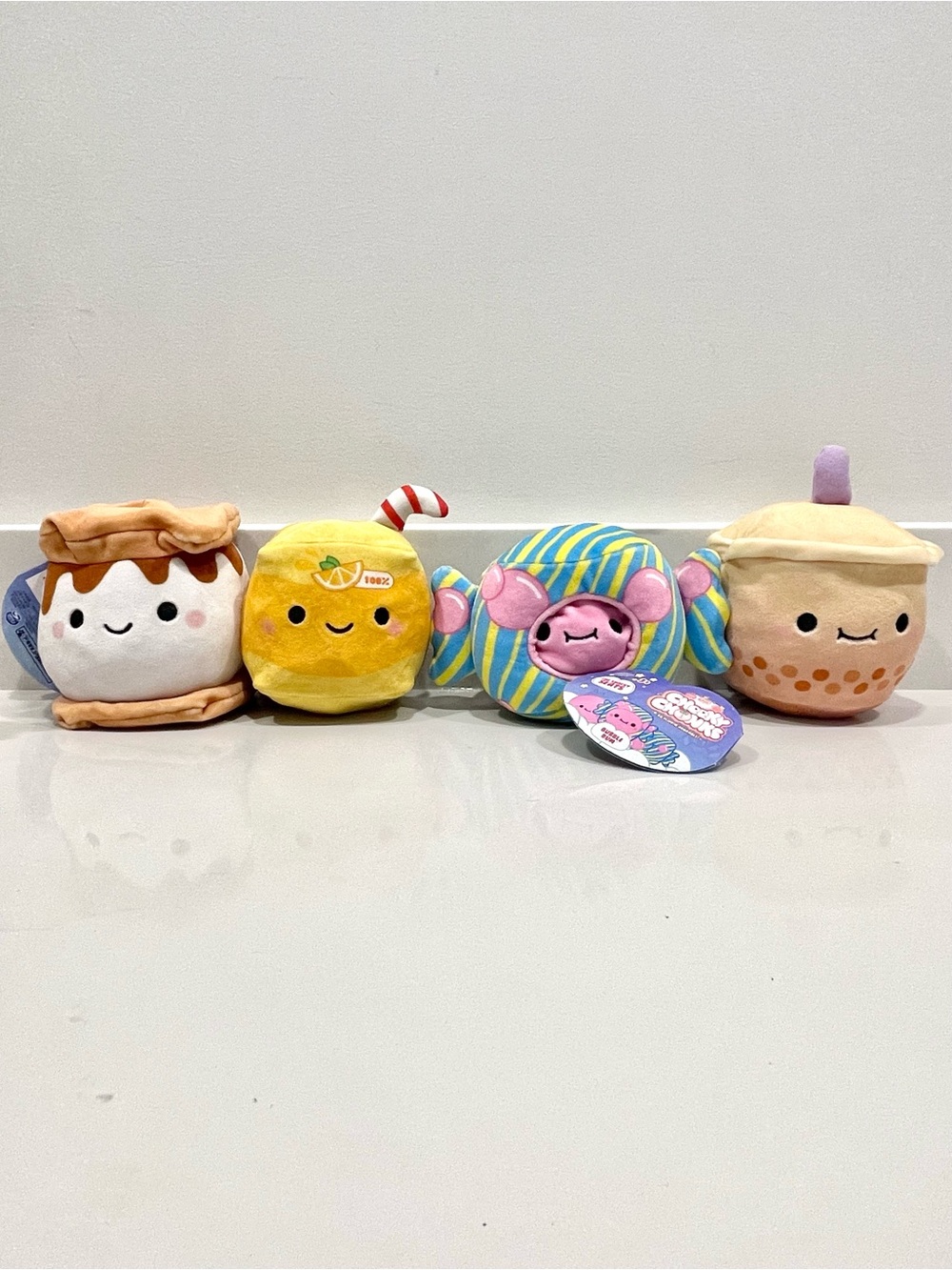 NEW Cheeky Chonks The Snacky Seats Reversible Plush Toy Set